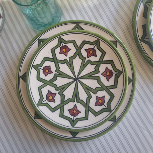 Petite Assiette Plate "Warda" – Céramique Peinte à la main